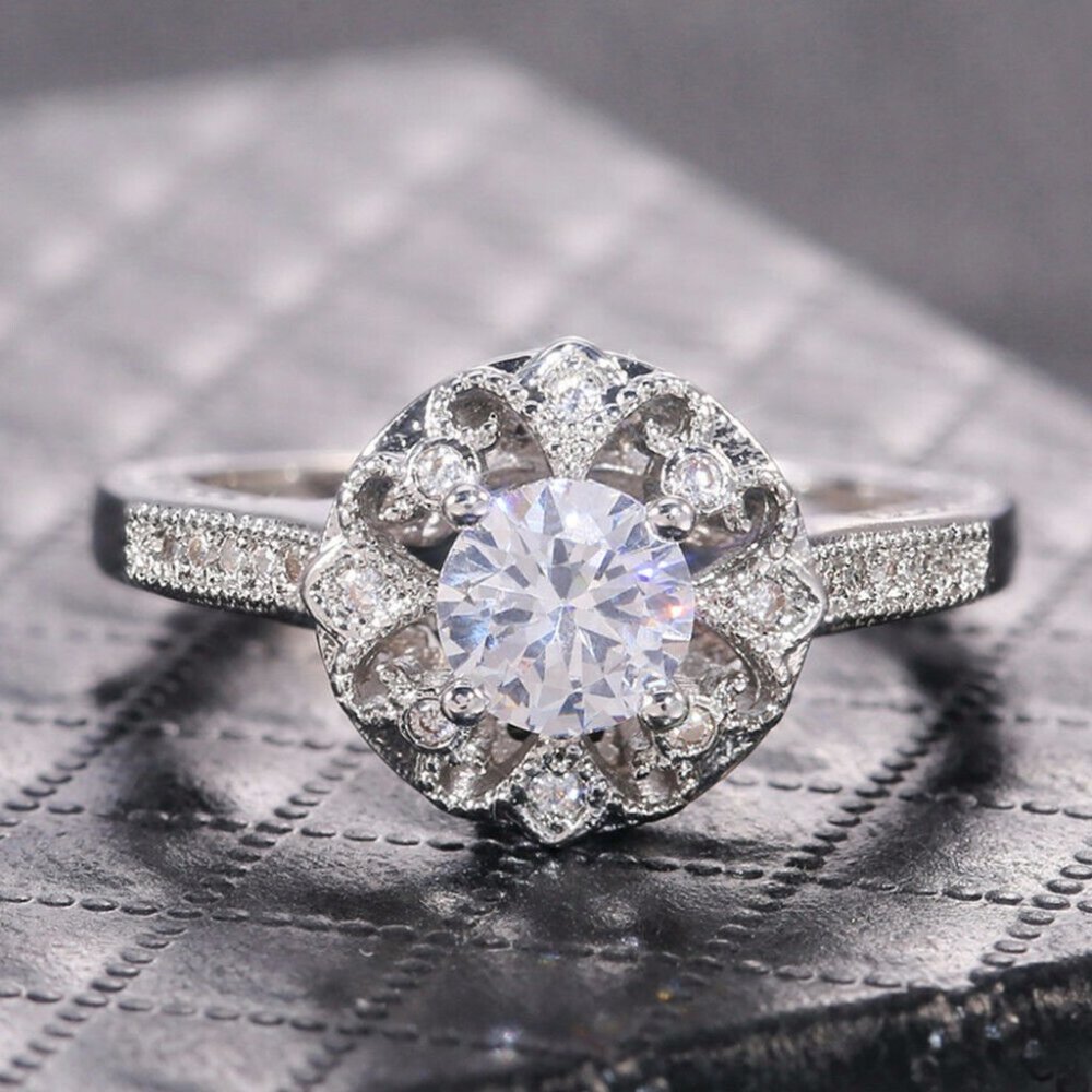 Elegant 925 Silver Wedding White Sapphire  Ring